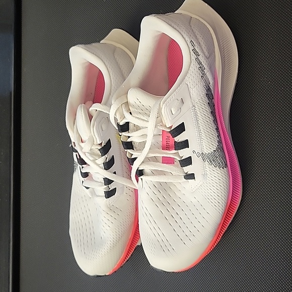 Nike Shoes - Nike air zoom pegasus 38 youth 5.5 w7